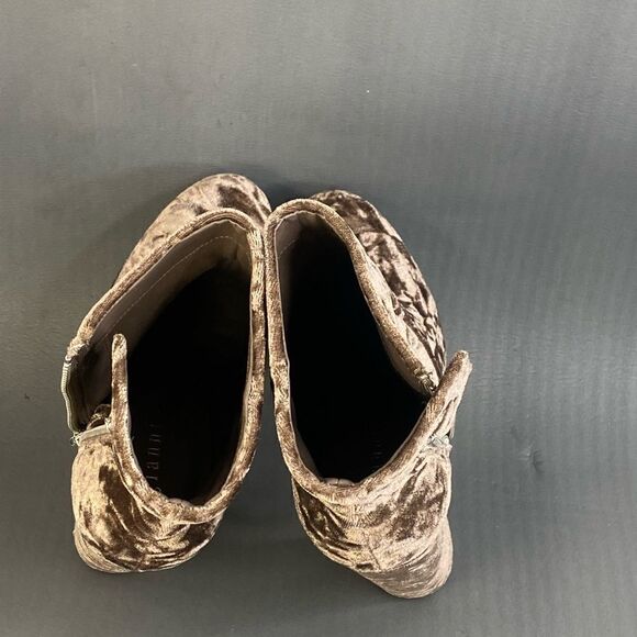 GIANNI BINI Didier Velvet Platform Block Heel Booties Size 7.5 new - Picture 8 of 11